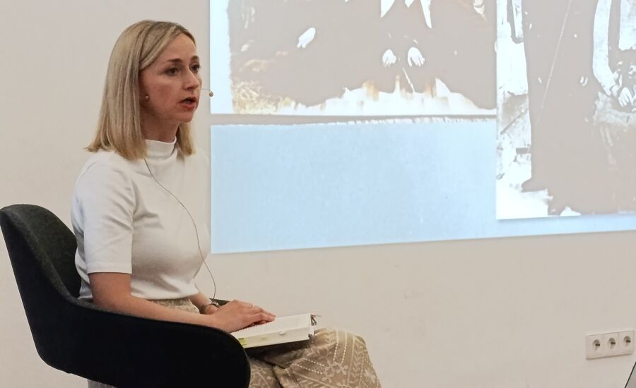 Ira Peter las im HdH BW aus ihrem Buch "Deutsch genug?"