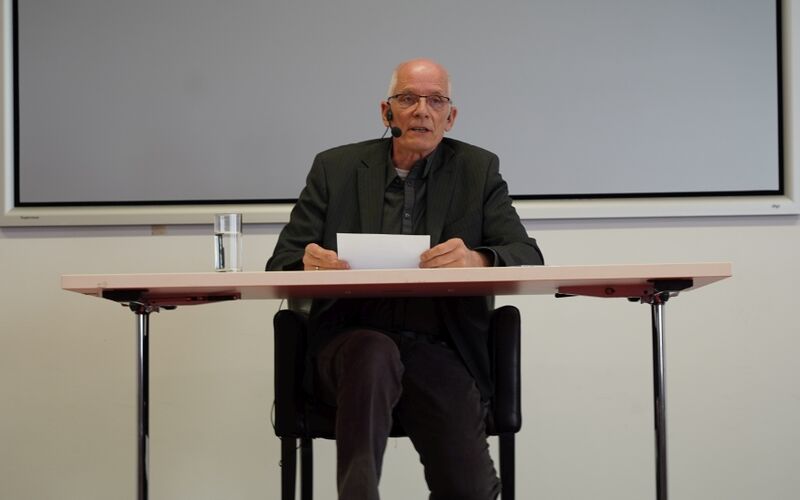 Rudolf Guckelsberger liest im Hospitalhof Stuttgart